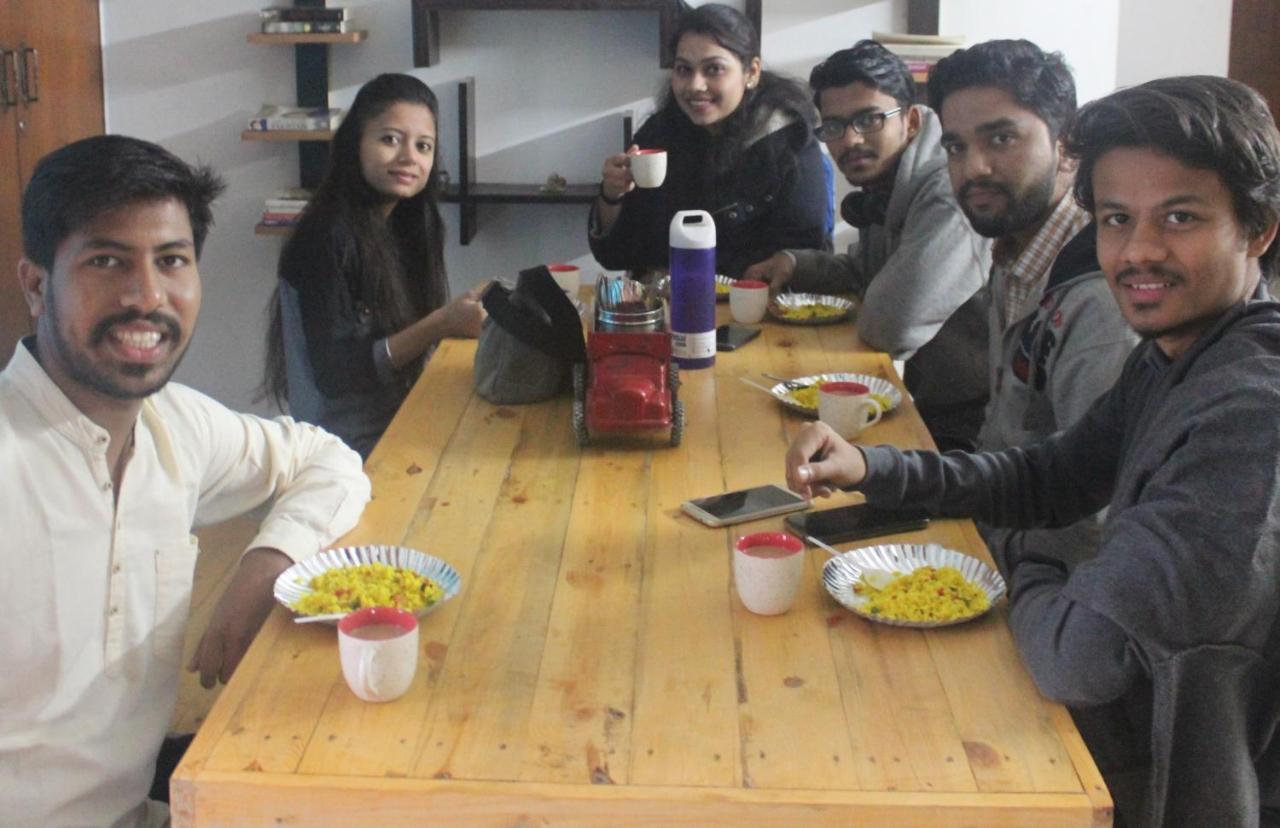 Bunkmates Vandrarhem New Delhi Exteriör bild