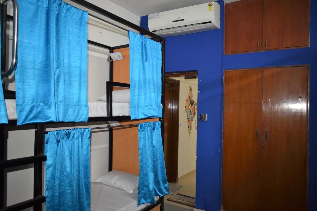 Bunkmates Vandrarhem New Delhi Exteriör bild