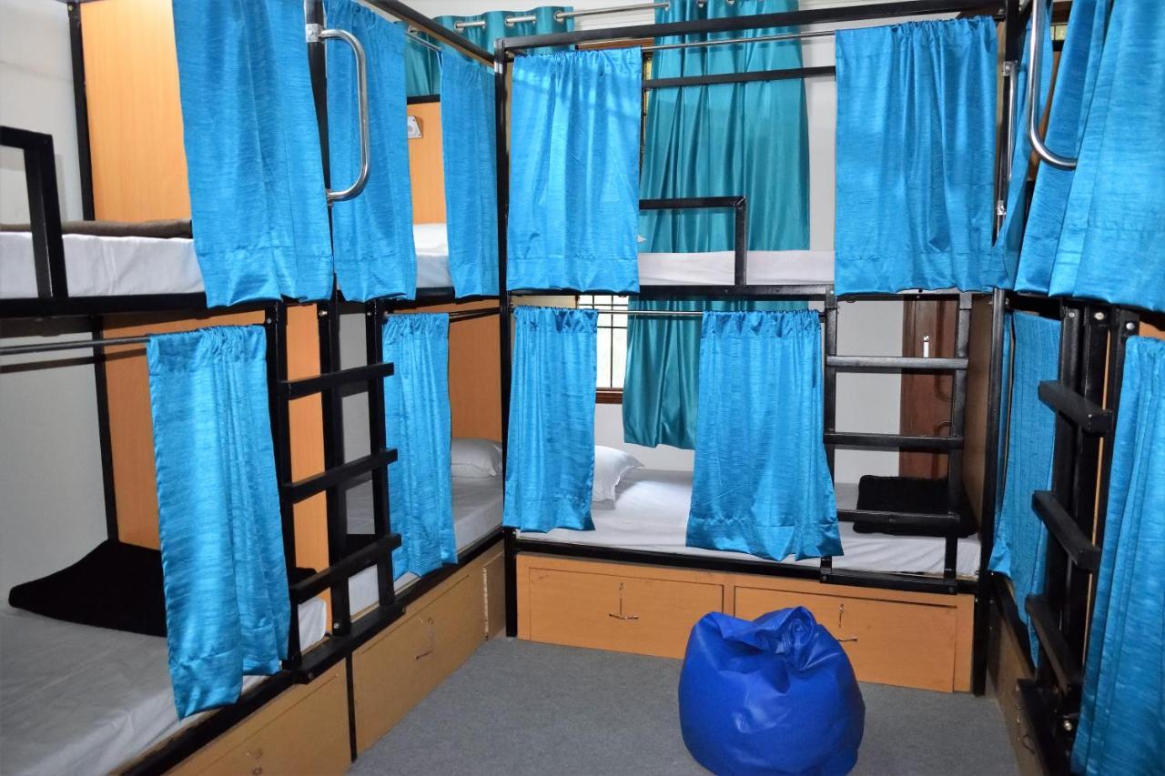 Bunkmates Vandrarhem New Delhi Exteriör bild