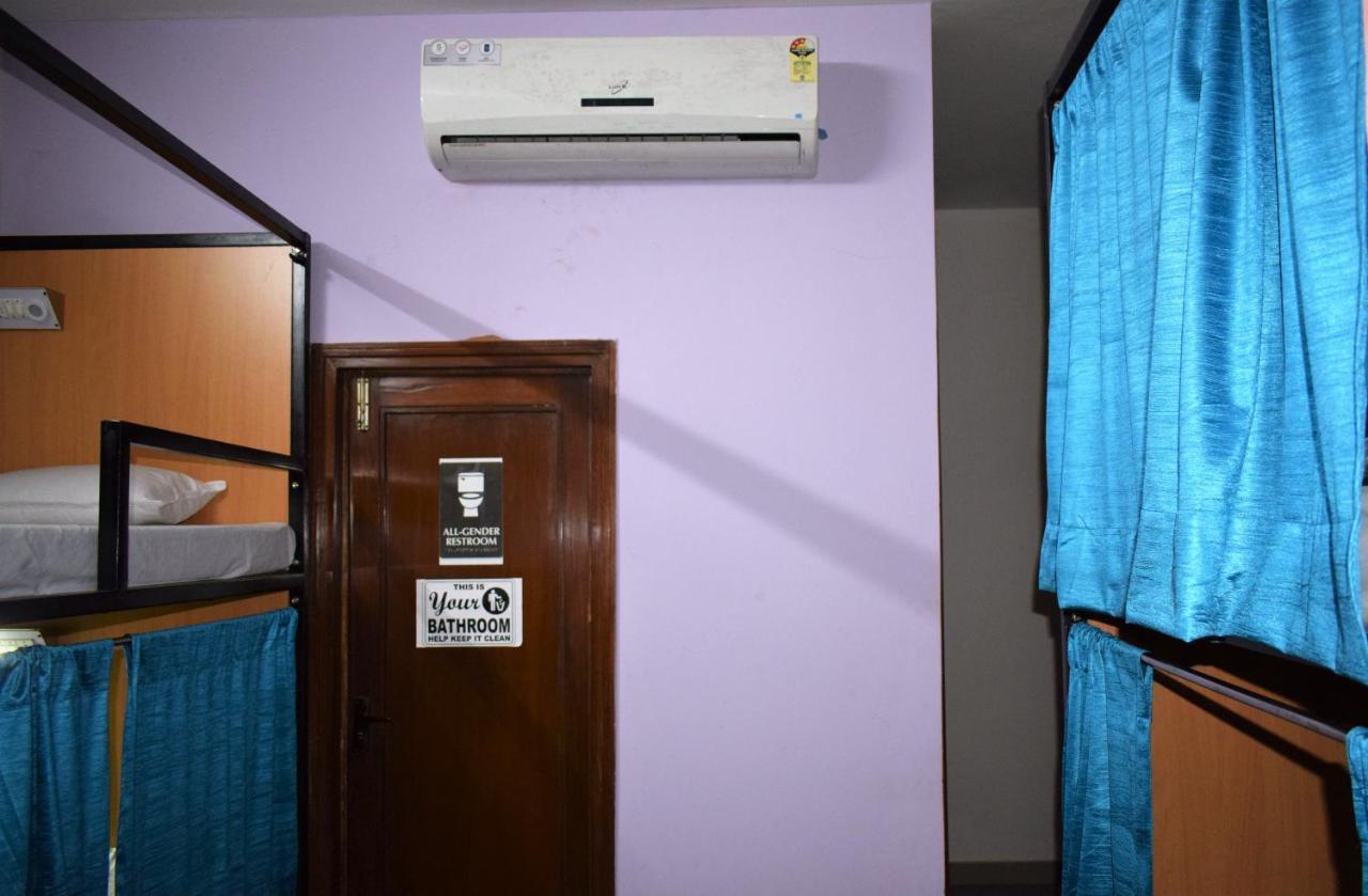 Bunkmates Vandrarhem New Delhi Exteriör bild