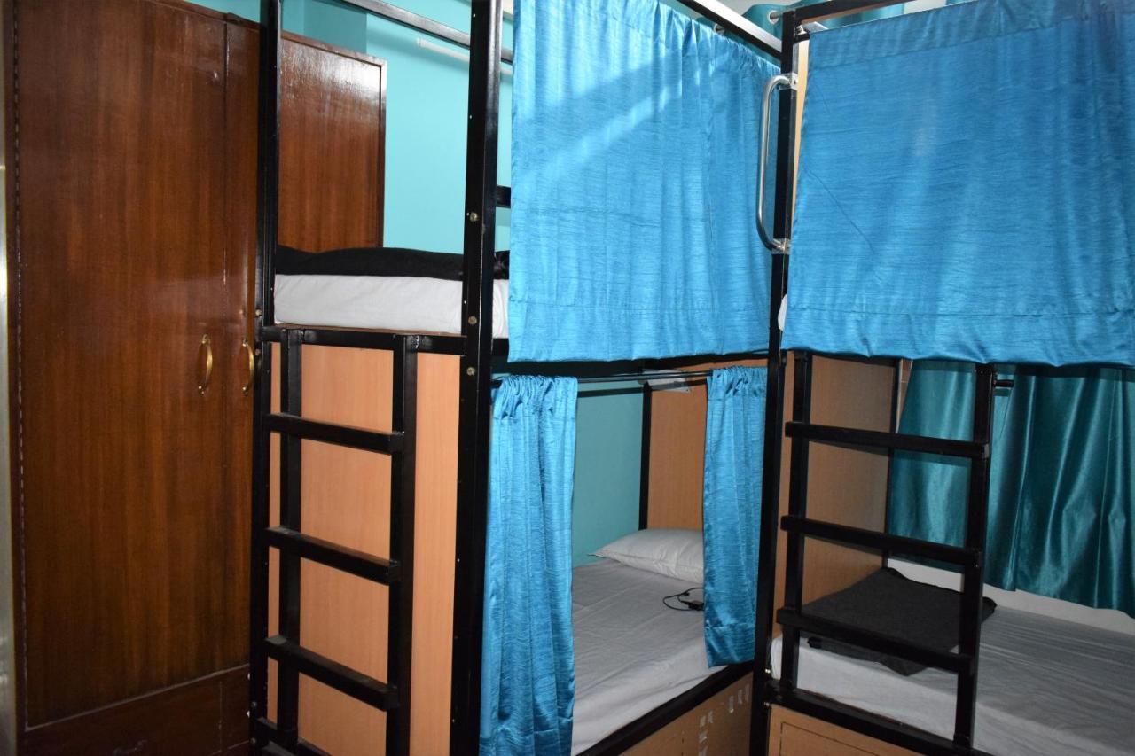 Bunkmates Vandrarhem New Delhi Exteriör bild