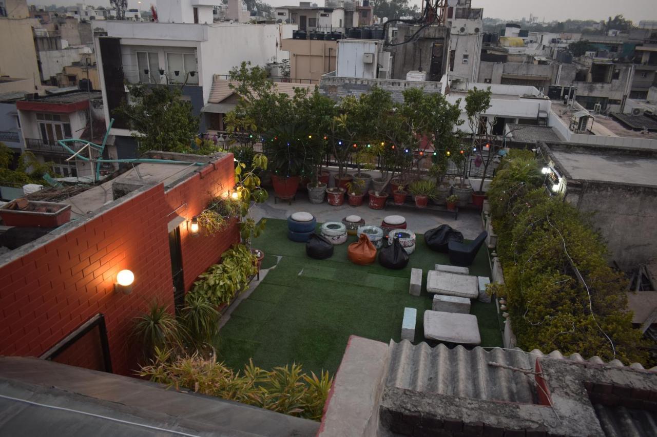 Bunkmates Vandrarhem New Delhi Exteriör bild