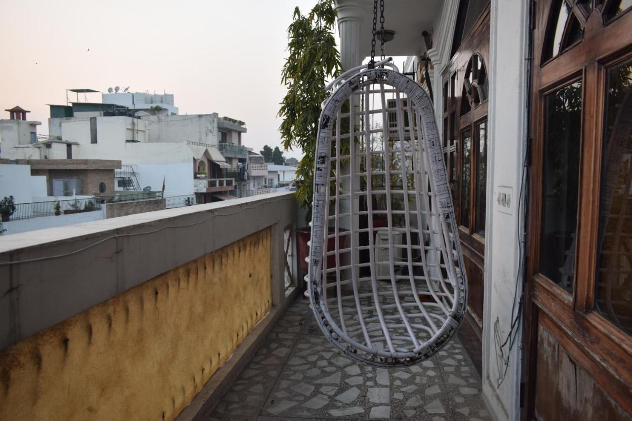 Bunkmates Vandrarhem New Delhi Exteriör bild