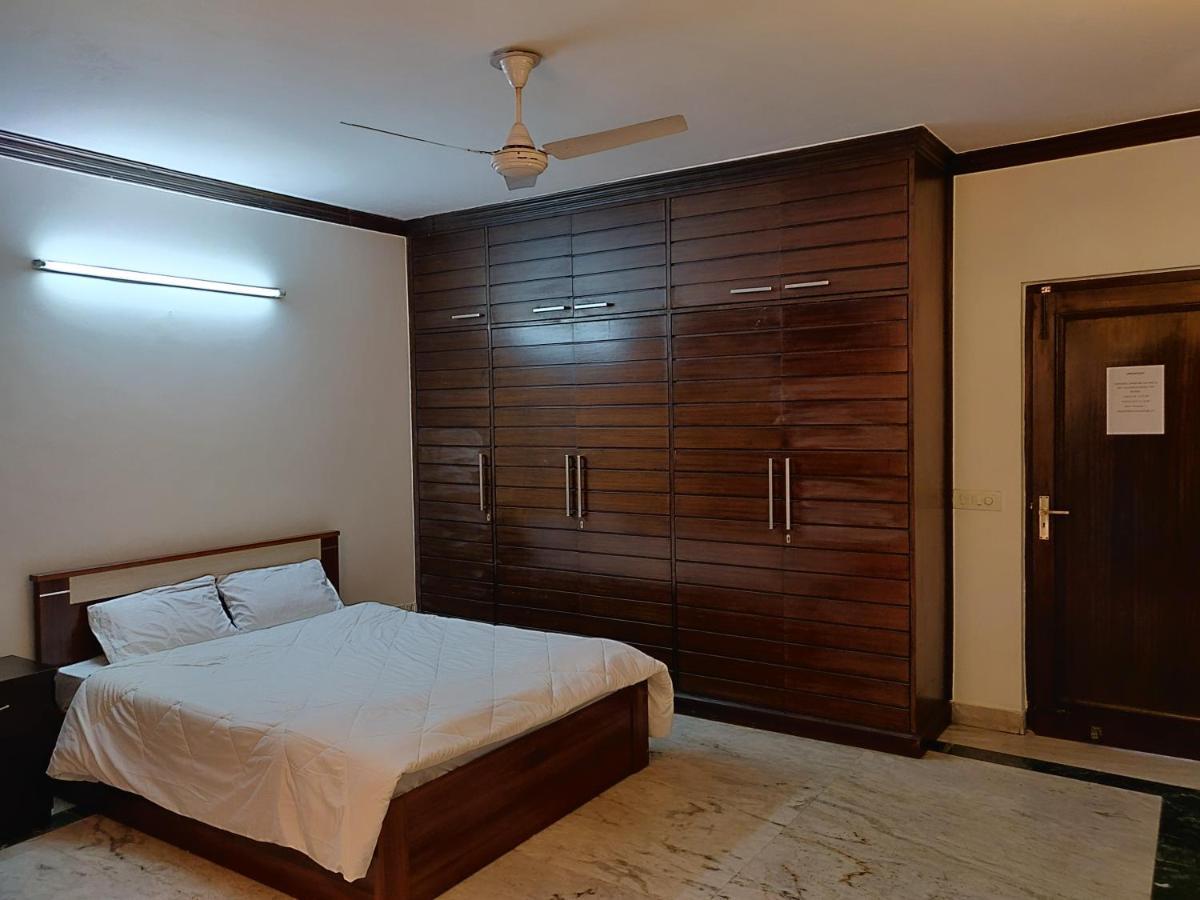 Bunkmates Vandrarhem New Delhi Exteriör bild
